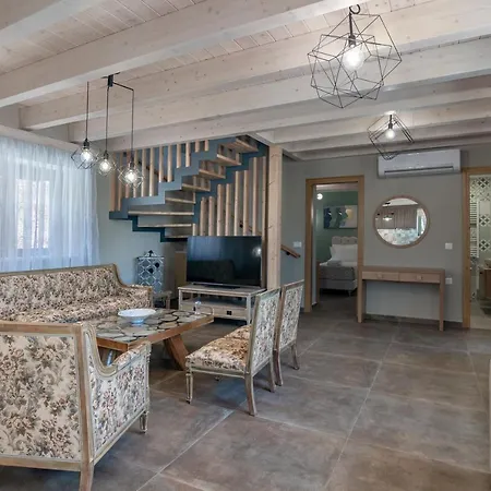 Villa Alexandras's Mansion - Alexinia's House